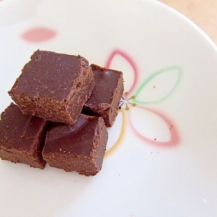 生クリーム無しで作る生チョコ風 竹鶴ウイスキー入り レシピ 作り方 By 3 Roses 楽天レシピ 生クリーム無しで作る生チョコ風 竹鶴ウイスキー入り レシピ 作り方 By 3 Roses 楽天レシピ
